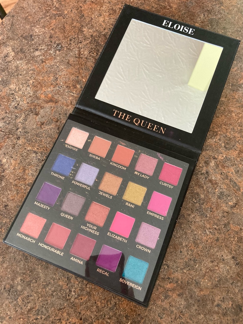 ELOISE 'The Queen' Eyeshadow Palette - 20 pigments - NWT and NEVER swatched - Picture 4 of 9